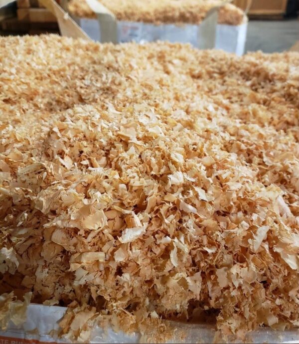 pine shavings for chickens