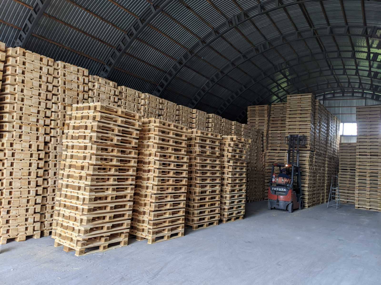 Wood pallets